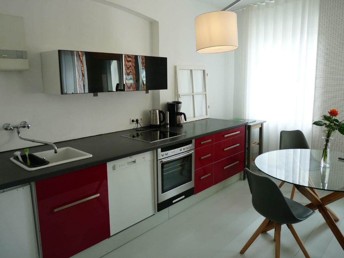 Ferienwohnung Zum Burgtor Lubeck Exterior photo